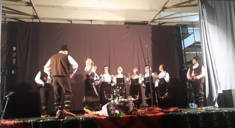 Folklor Bežanijska Kosa
